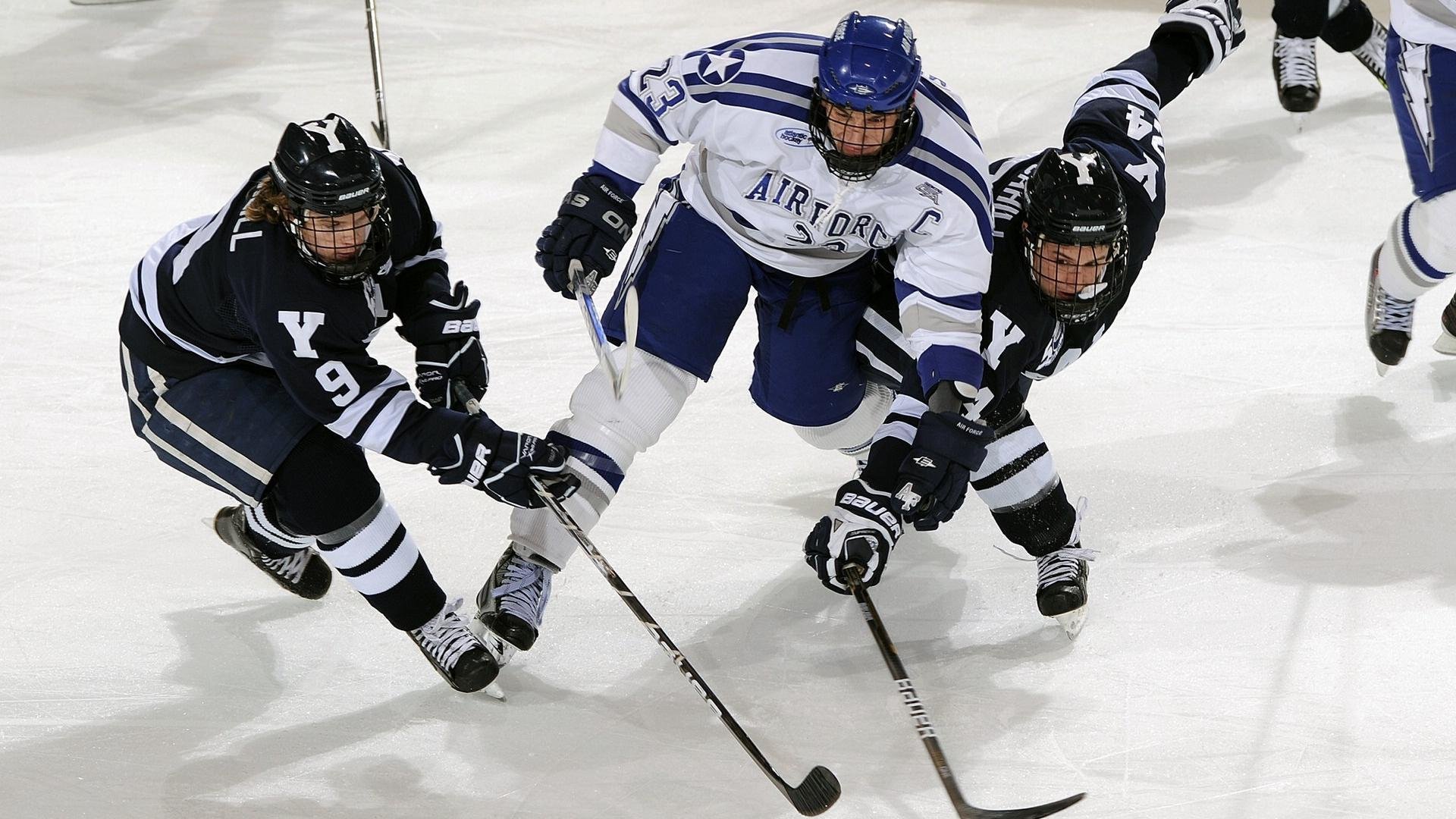 阿尔瓦雷斯攻防统治全场,厄瓜多尔完胜尼日利亚展现南美足球底蕴