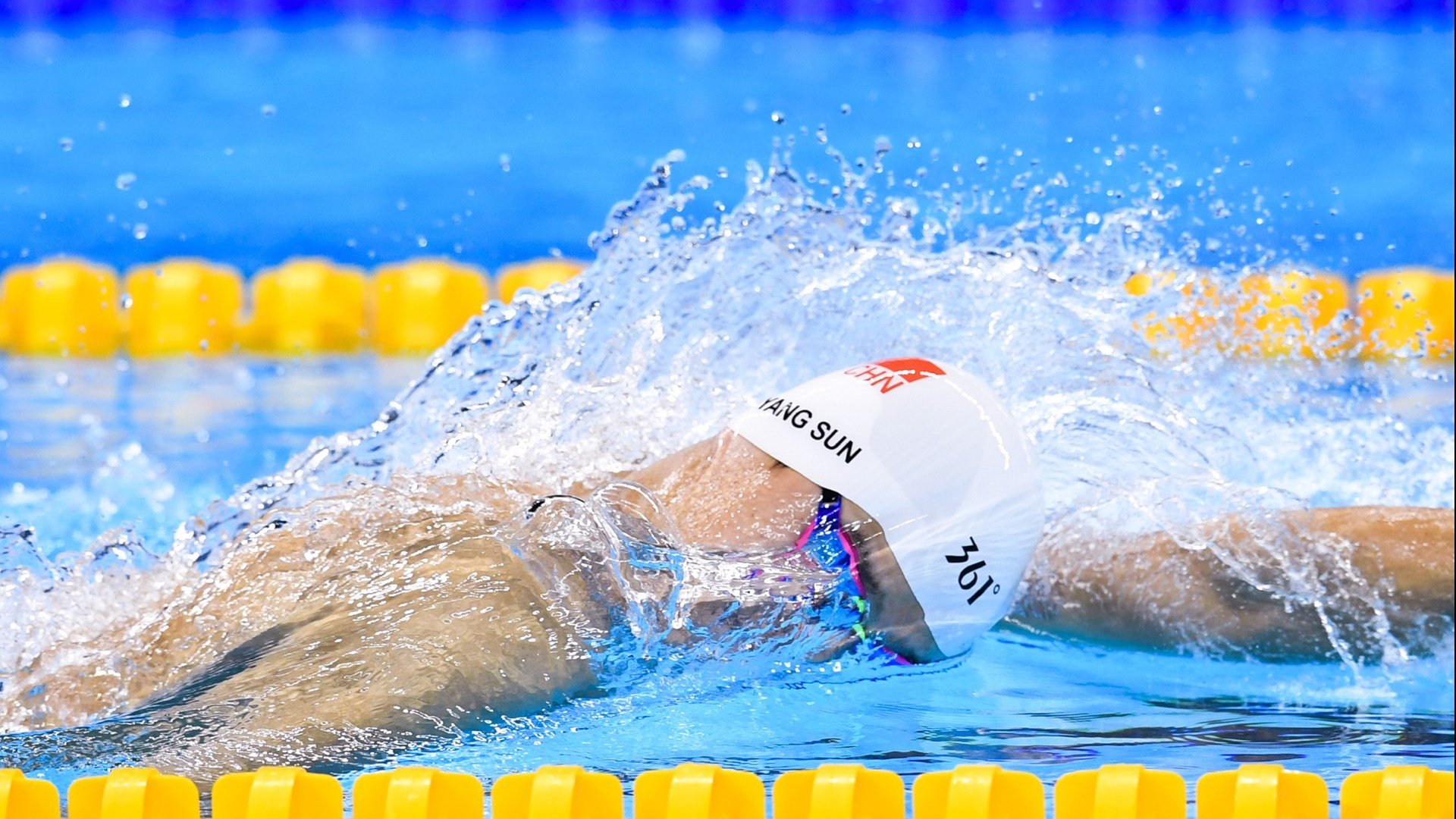 冰岛奇迹未现，日本提前终结悬念—美加墨世界杯焦点战的战术解析与启示